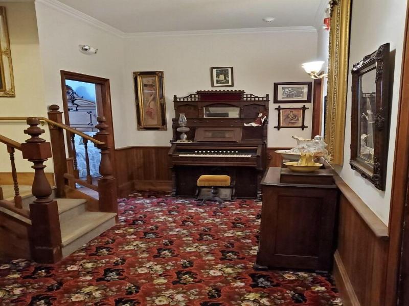 The Grand Dutch Flat Hotel image