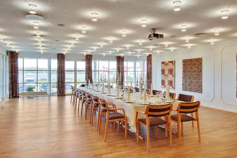 Hotel Pinenhus image