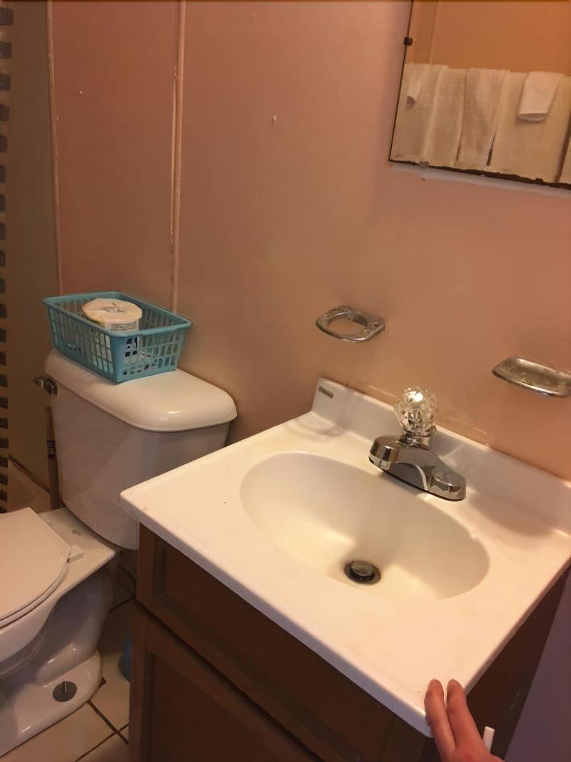Economy Inn