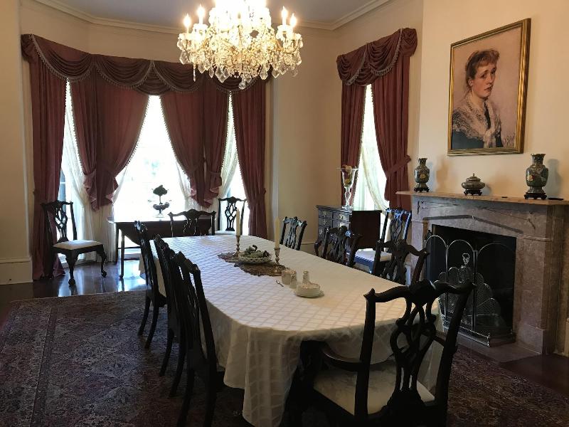 . Canemount Plantation Inn