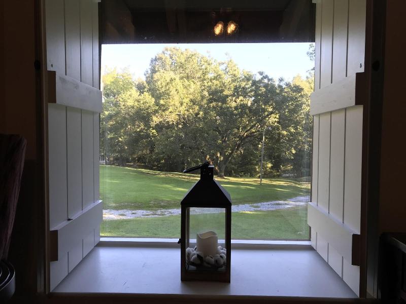 Canemount Plantation Inn image