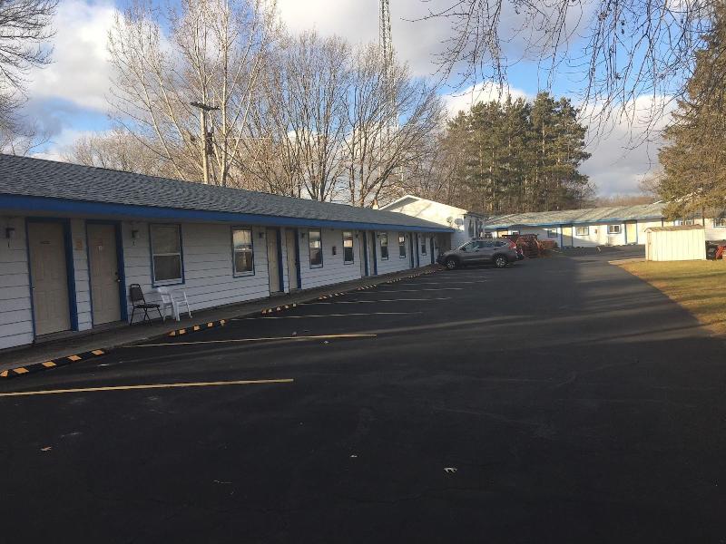 Hilltop Motel