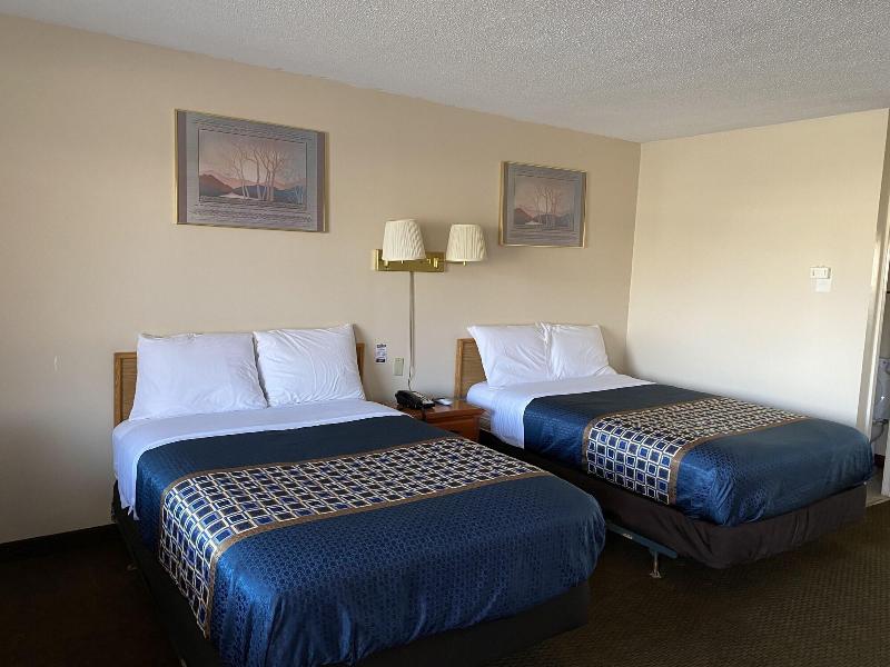 Parkview Motel image 3