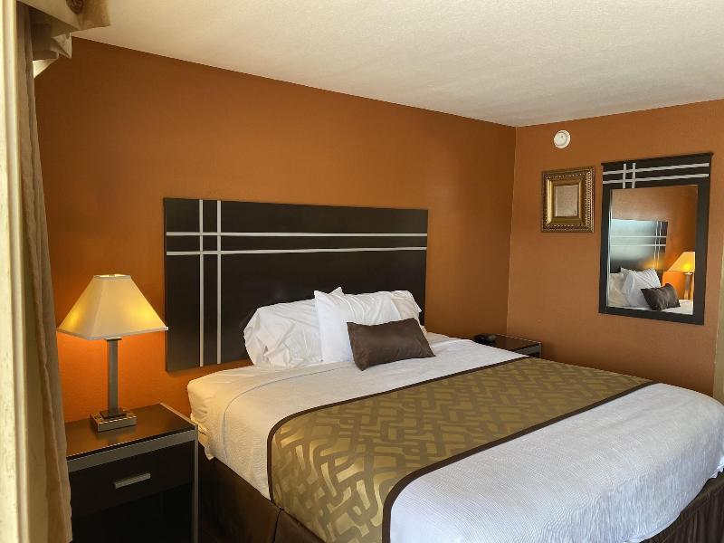 Relax Inn image 10