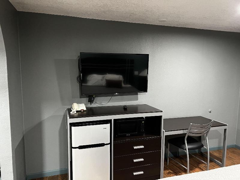 Relax Inn image