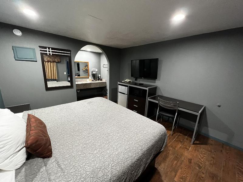 Relax Inn image