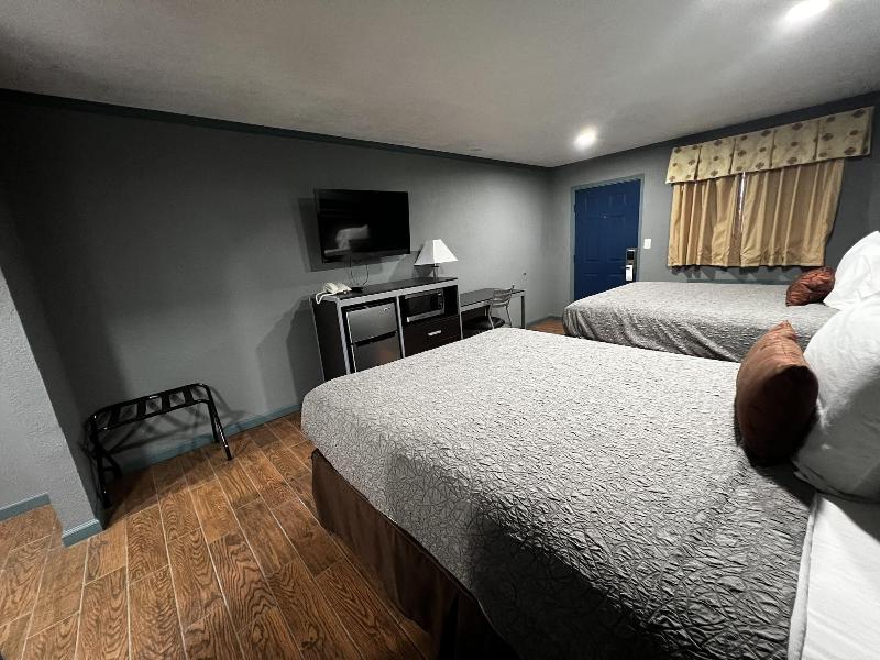 Relax Inn image 3
