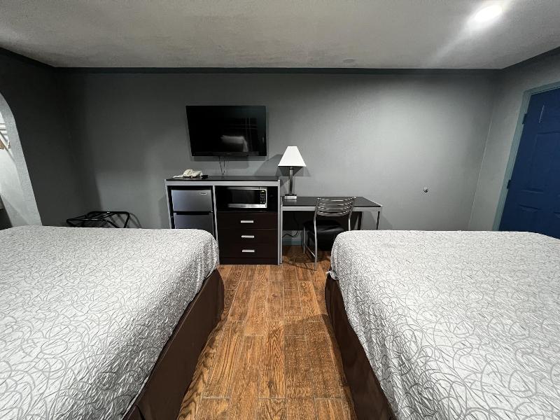 Relax Inn image