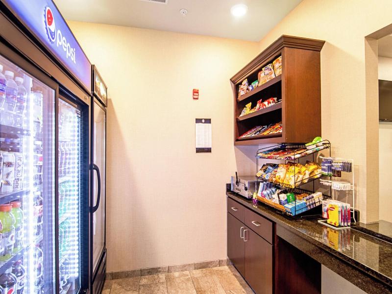 Cobblestone Hotel & Suites - Paxton image