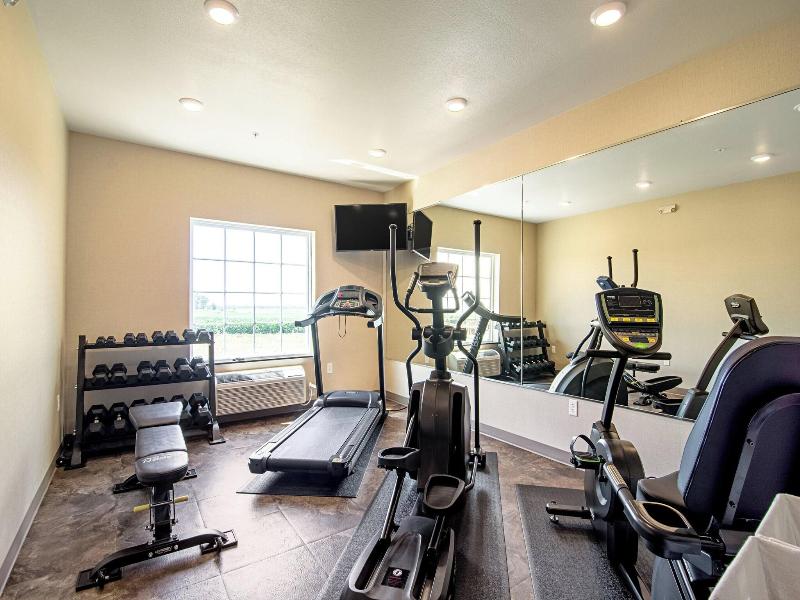 Cobblestone Hotel & Suites - Paxton image