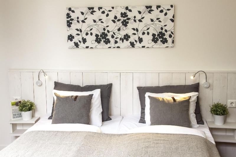 Guesthouse Eleven Hotel image