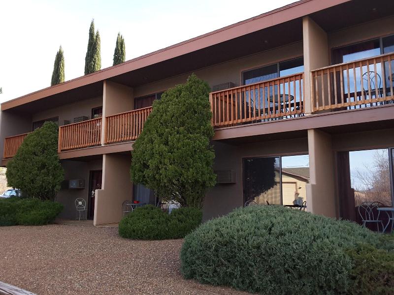 Beaver Creek Inn image