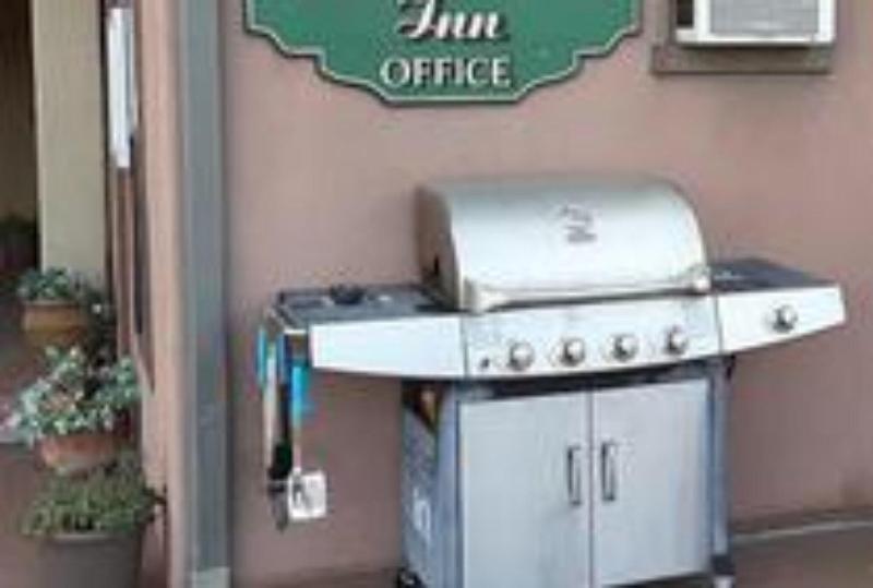 Beaver Creek Inn image