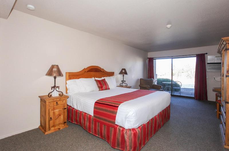 Beaver Creek Inn image