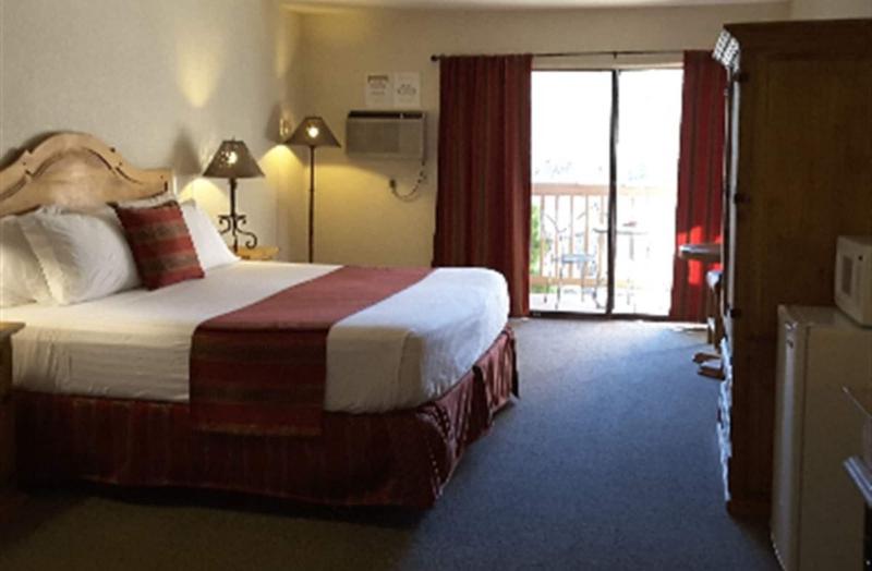 Beaver Creek Inn image