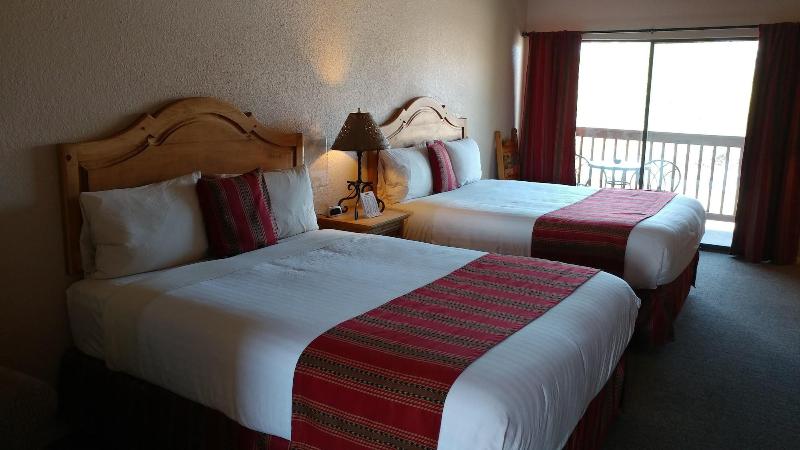 Beaver Creek Inn image