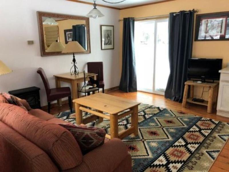 Redstone Cliffs Lodge image