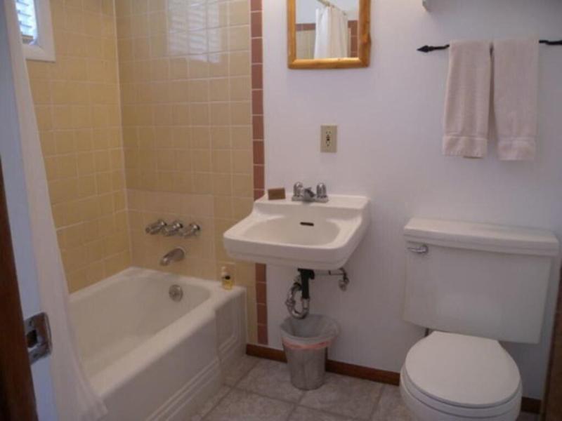 Redstone Cliffs Lodge image