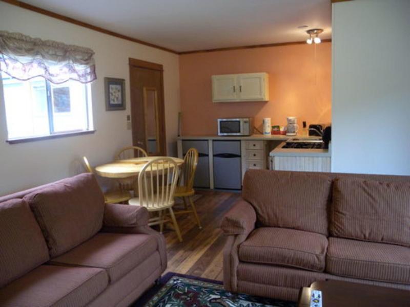 Redstone Cliffs Lodge image