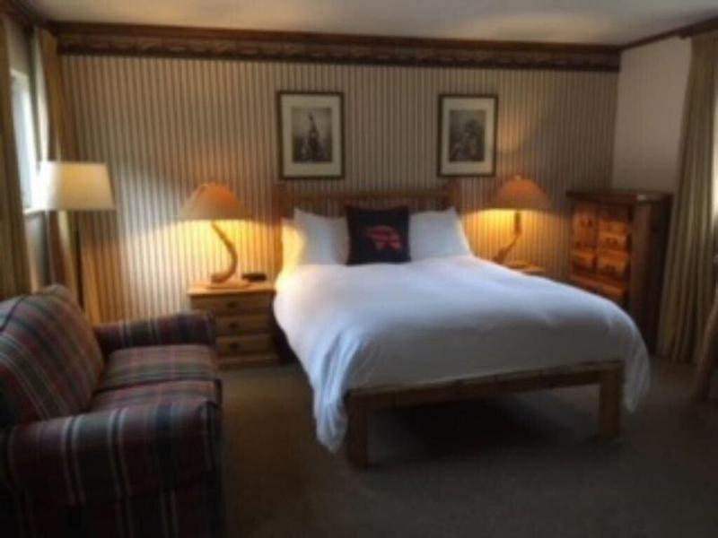 Redstone Cliffs Lodge image