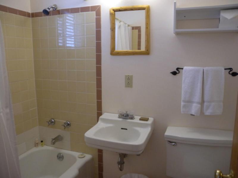 Redstone Cliffs Lodge image
