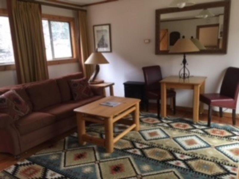 Redstone Cliffs Lodge image