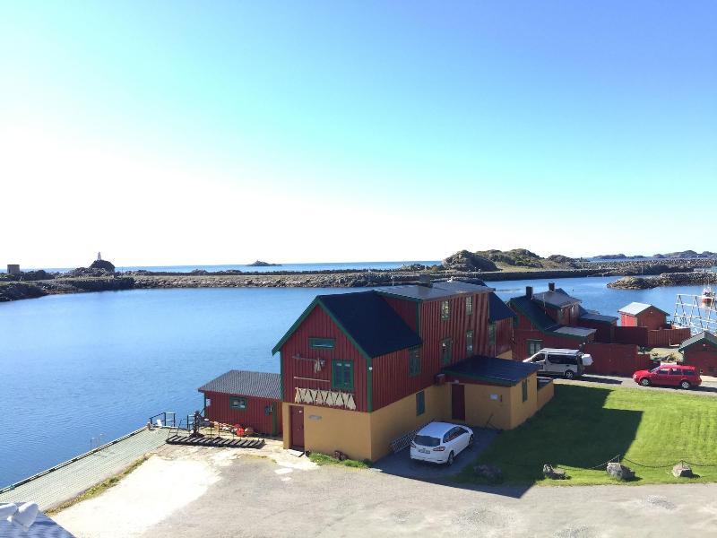 Live Lofoten Hotel image
