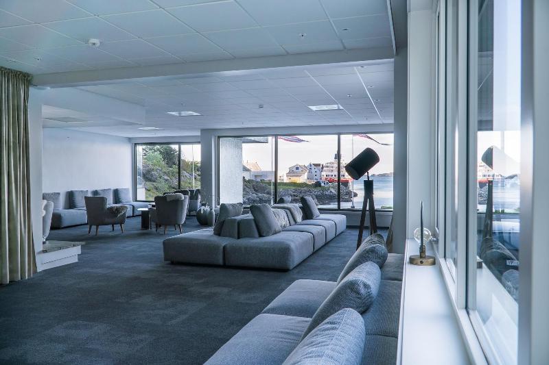 Live Lofoten Hotel image