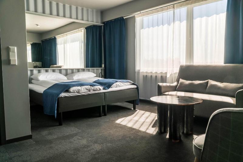 Live Lofoten Hotel image