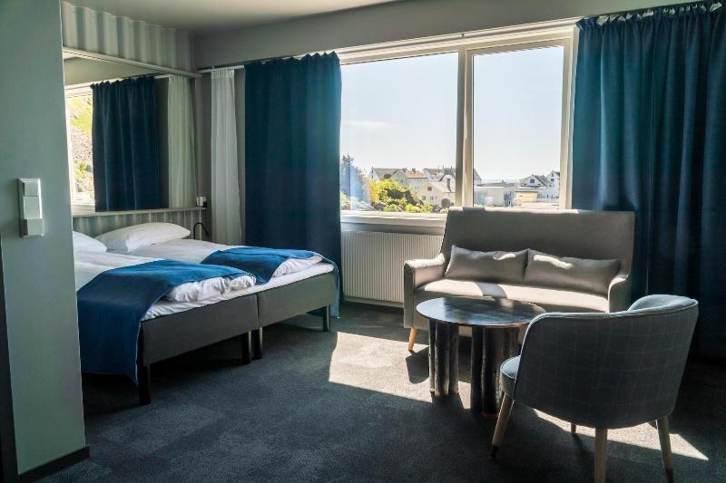 Live Lofoten Hotel image