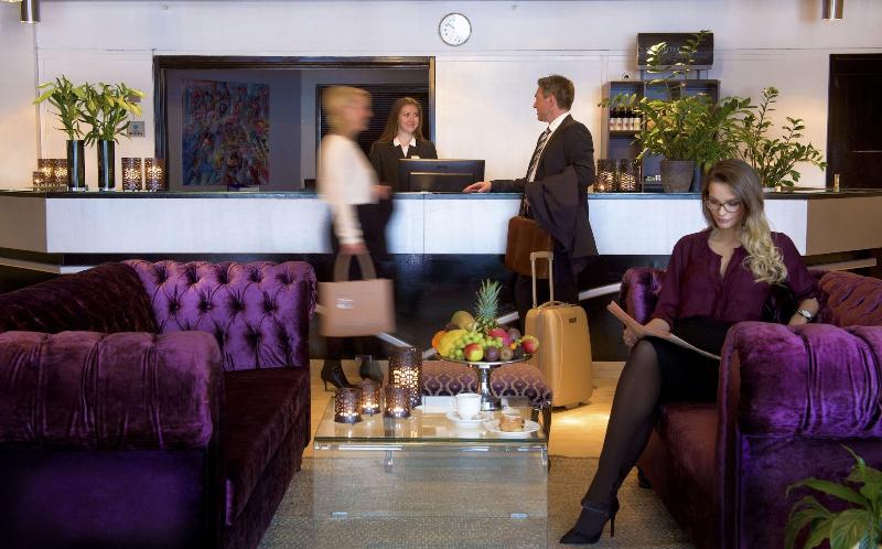 Vinger Hotell image