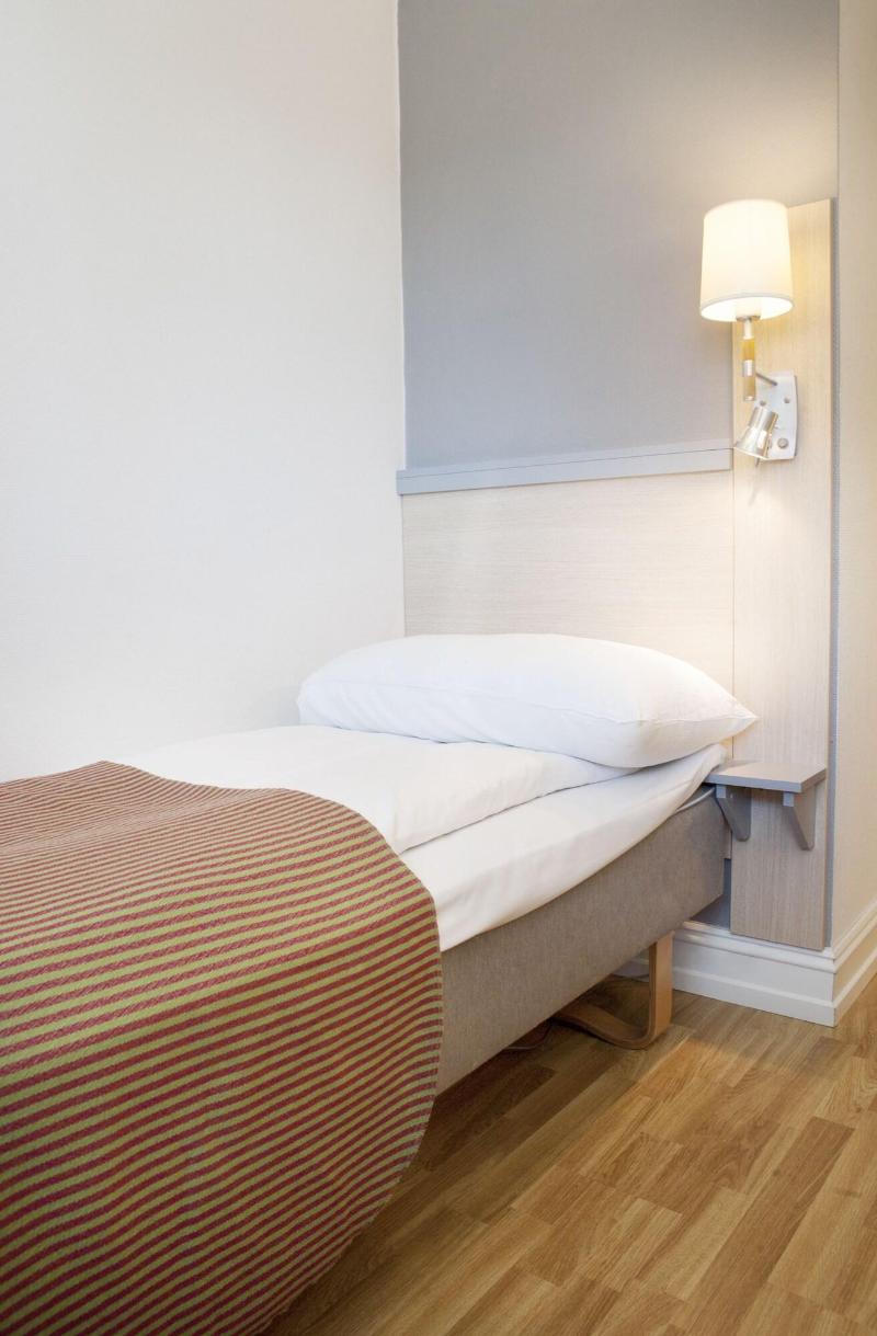 Vinger Hotell image