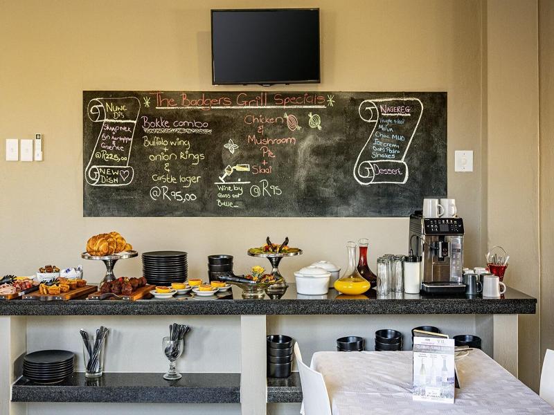 Calvinia Hotel By Country Hotels image