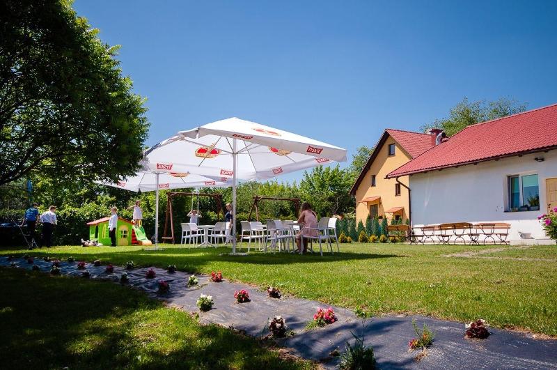 Villa I Restauracja Tymotka image