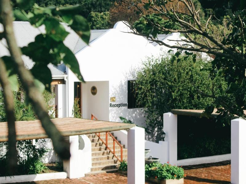 Assegaaibosch Country Lodge