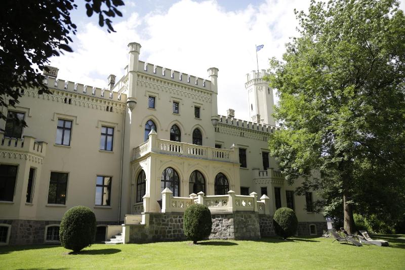 Hotel Schloss Reichenow image