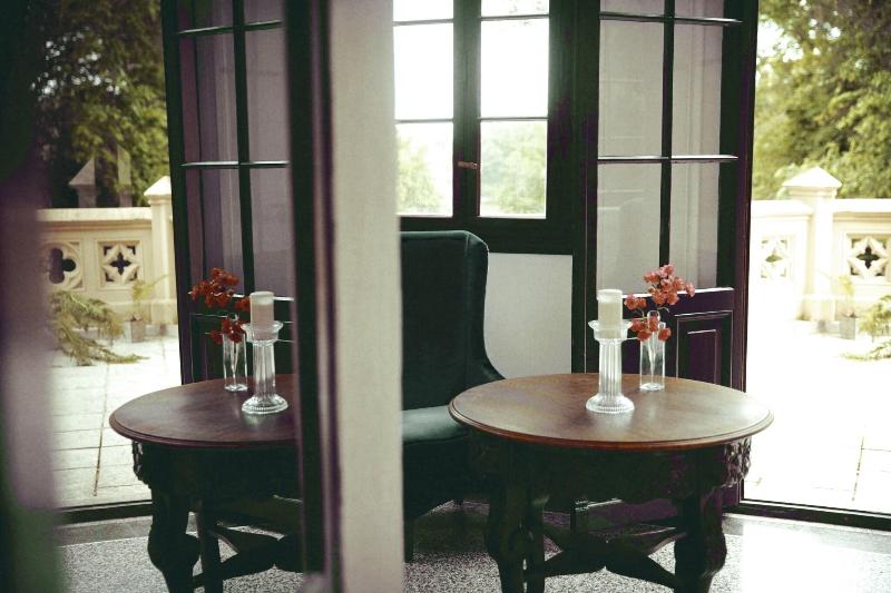 Hotel Schloss Reichenow image