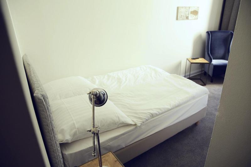Hotel Schloss Reichenow image