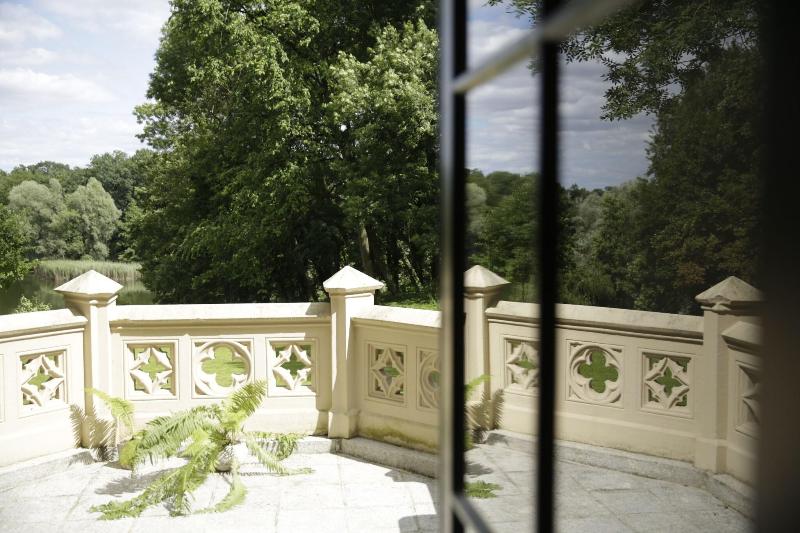 Hotel Schloss Reichenow image