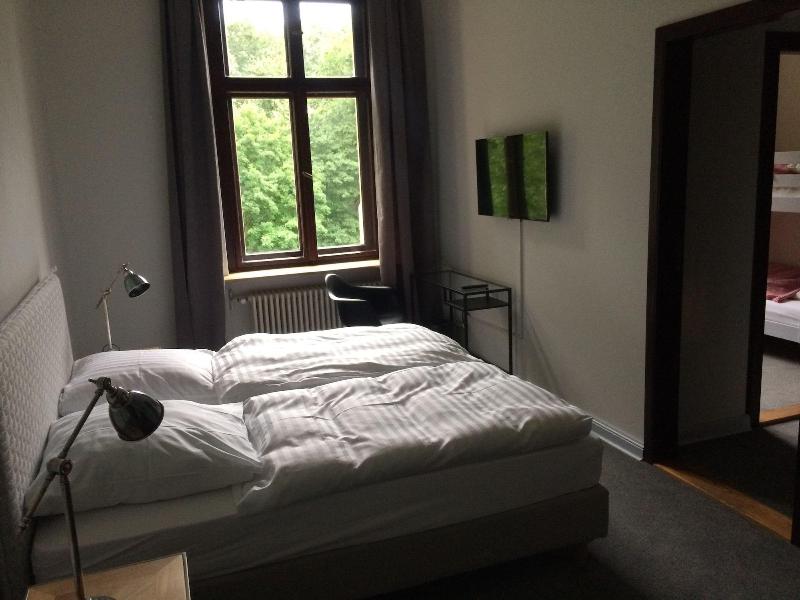 Hotel Schloss Reichenow image