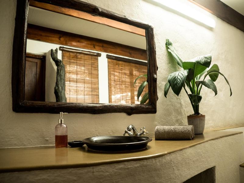 Littlebush Private Lodge image