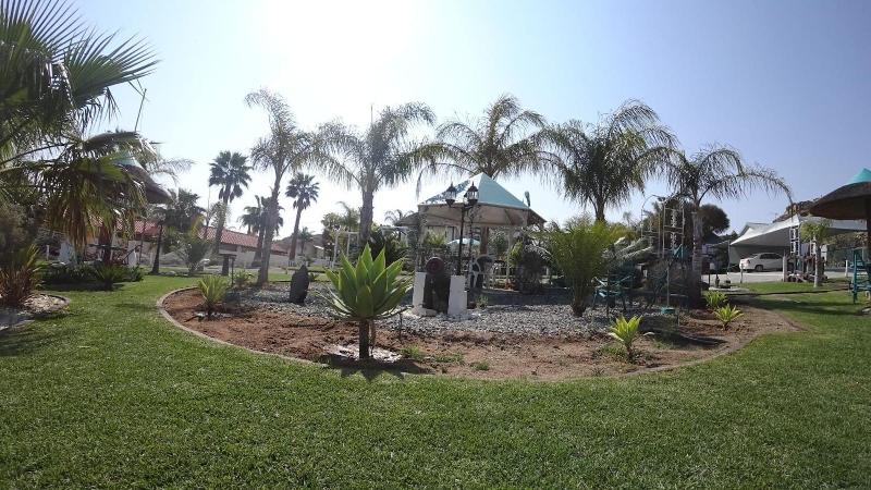 Blue Diamond Lodge — exterior view