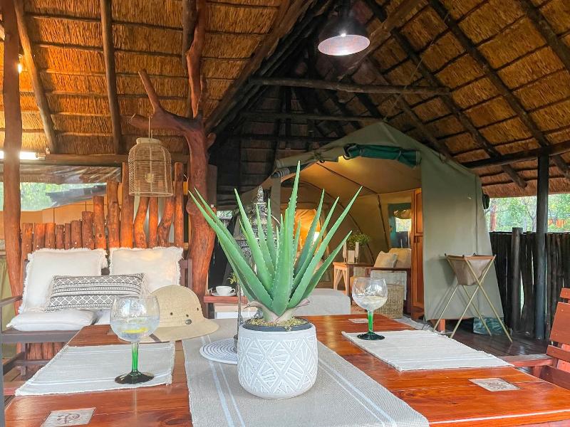 Ikhaya Lamadube Game Lodge image