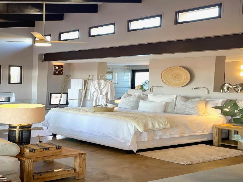 Ikhaya Lamadube Game Lodge image