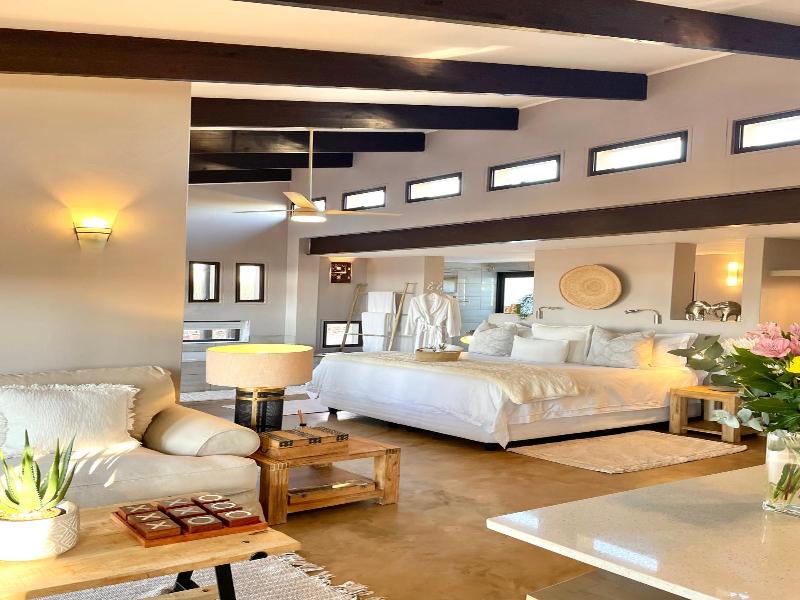 Ikhaya Lamadube Game Lodge image