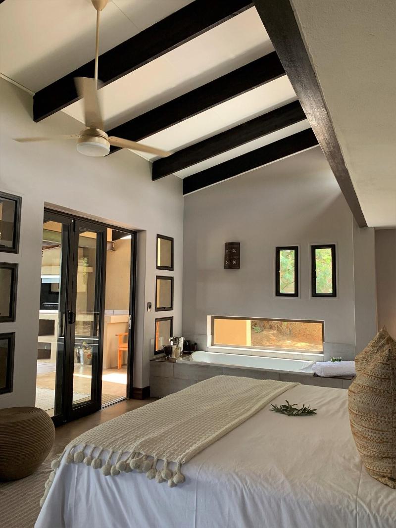 Ikhaya Lamadube Game Lodge image