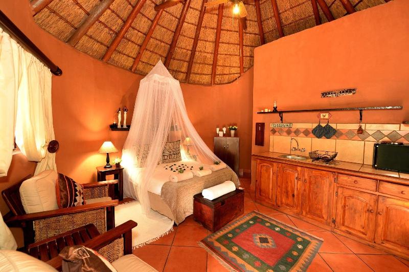 Ikhaya Lamadube Game Lodge image