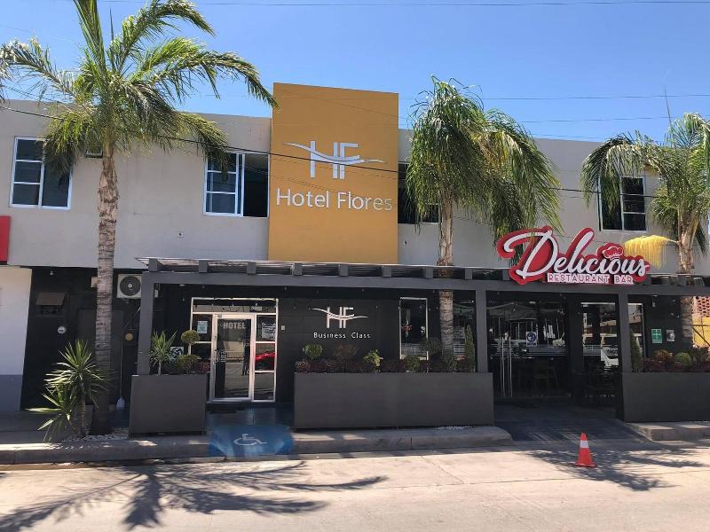 Hotel Flores image 8