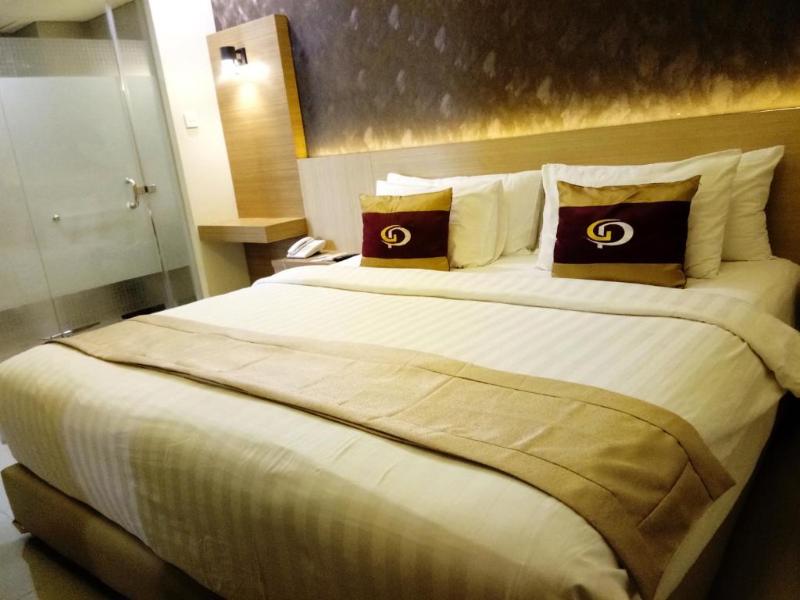 Grand Parama Hotel 5