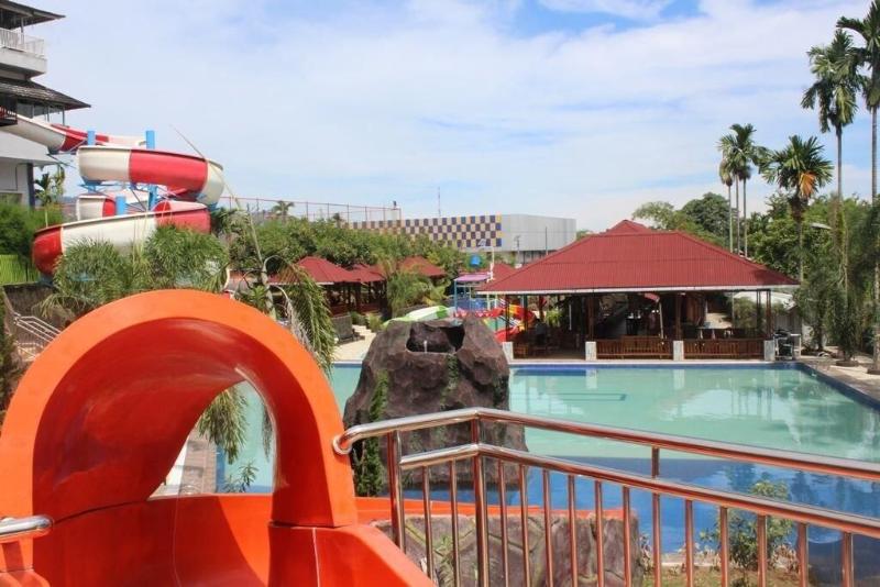Imelda Hotel - Waterpark - Convention image